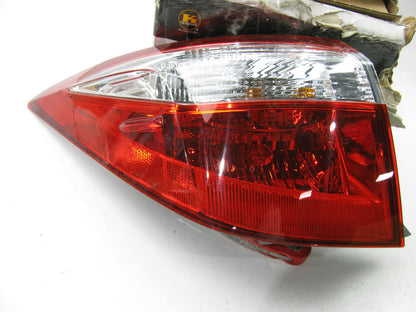Keystone  TO2804118C -  Left LH Driver Side Outer Tail Lamp For 14-20 Corolla