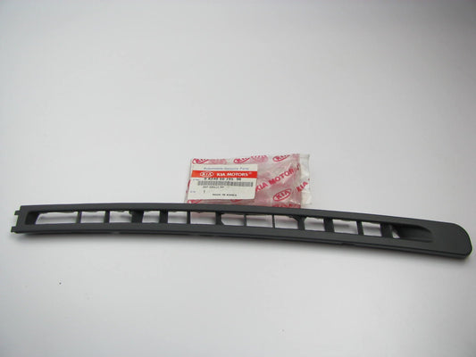 NEW Right Passengers Side Dashboard Defroster Heater Duct OEM For 1995-97 Sephia