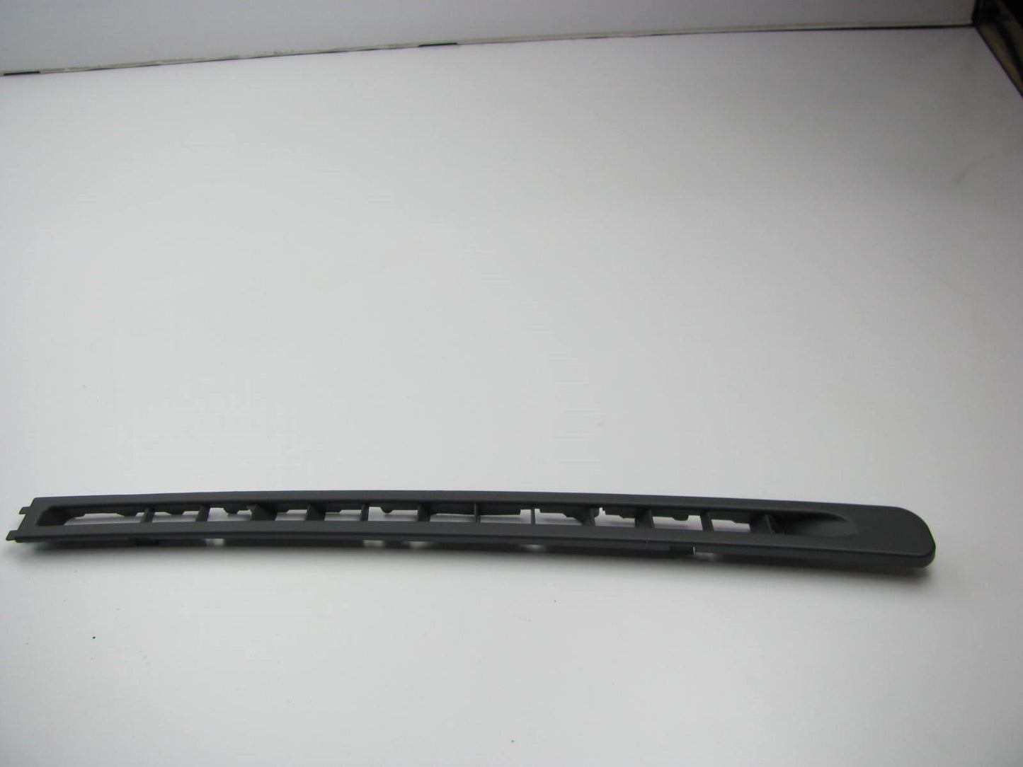 NEW Right Passengers Side Dashboard Defroster Heater Duct OEM For 1995-97 Sephia