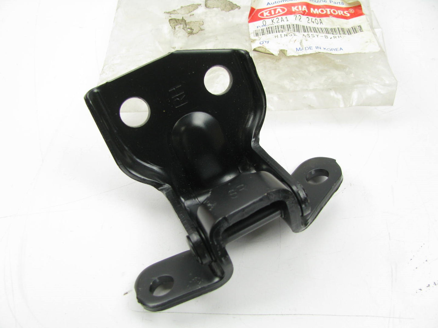 NEW REAR Right Passenger Door Lower Hinge OEM For 98-01 Sephia, 2000-04 Spectra