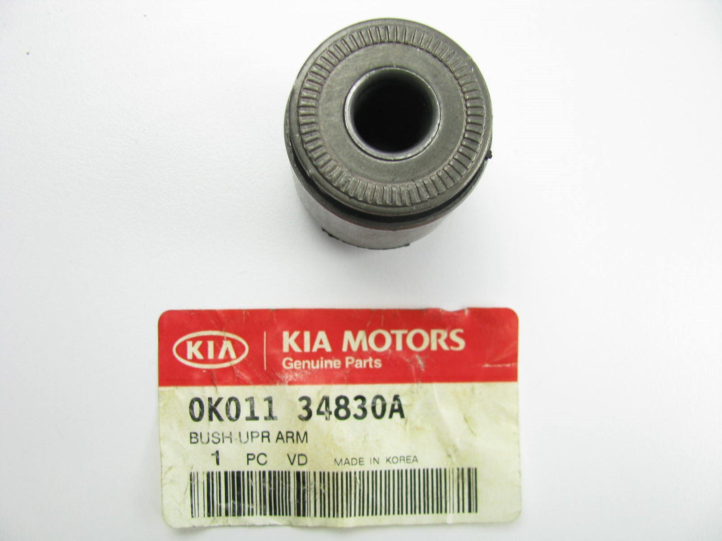 NEW GENUINE Front Suspension Upper Control Arm Bushing For 95-02 Kia Sportage