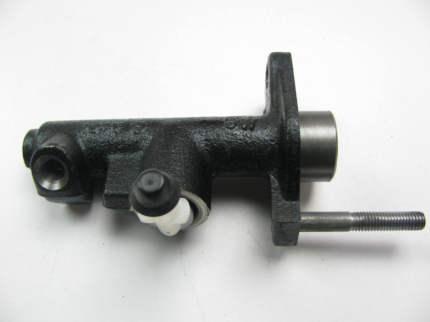 NEW - OEM 0K01141400B Clutch Master Cylinder For 1995-1998 Kia Sportage