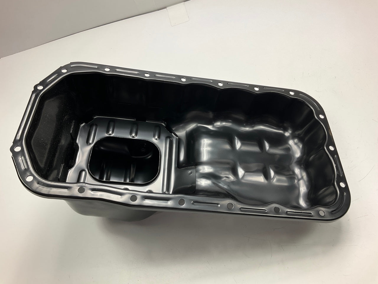 NEW GENUINE Engine Oil Pan OEM For 1995-2002 Kia Sportage 0K01310400A