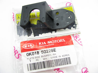 New Genuine Rear Bumper Cover Right Mount Plate Bracket OEM For 1995-02 Sportage