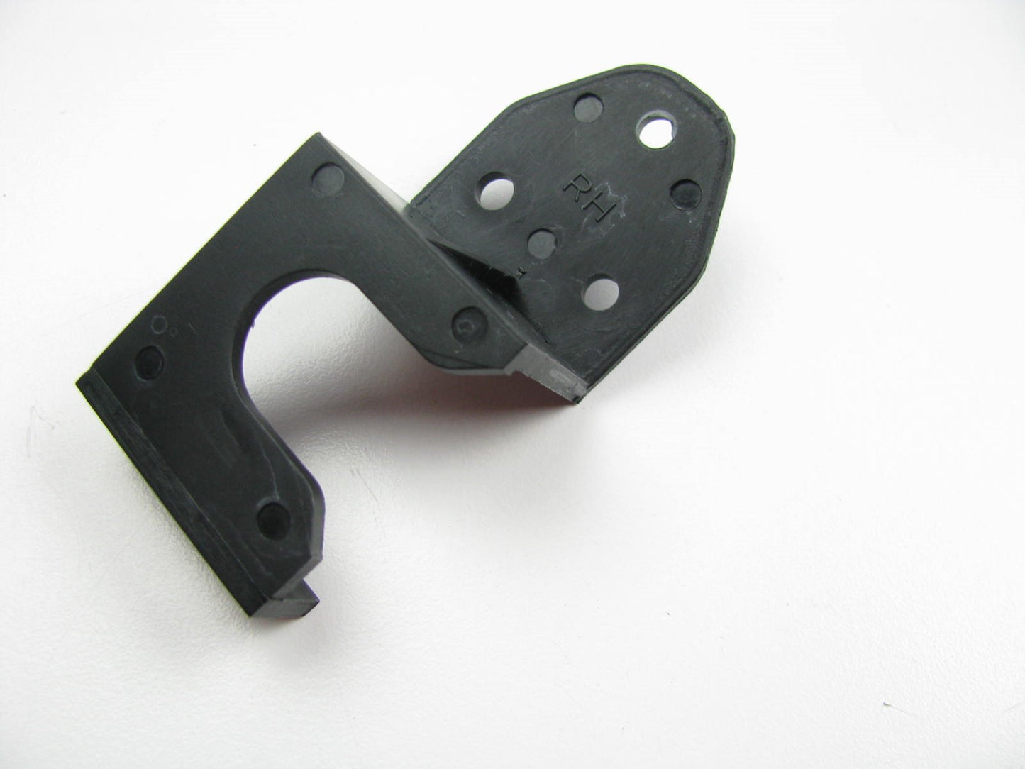New Genuine Rear Bumper Cover Right Mount Plate Bracket OEM For 1995-02 Sportage