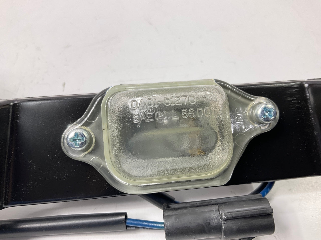 NEW License Plate Light Lamp OEM For 1998-2002 Kia Sportage 0K01A51270A