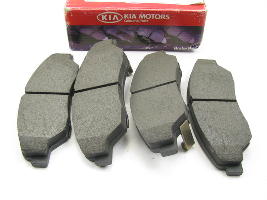 NEW - OEM 0K0453323Z Front Disc Brake Pads For 1998-2002 Kia Sportage