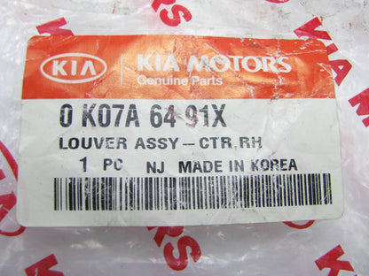 NEW - OEM 0K07A6491X Center Right Dashboard A/C Air Vent For 2000-2002 Sportage