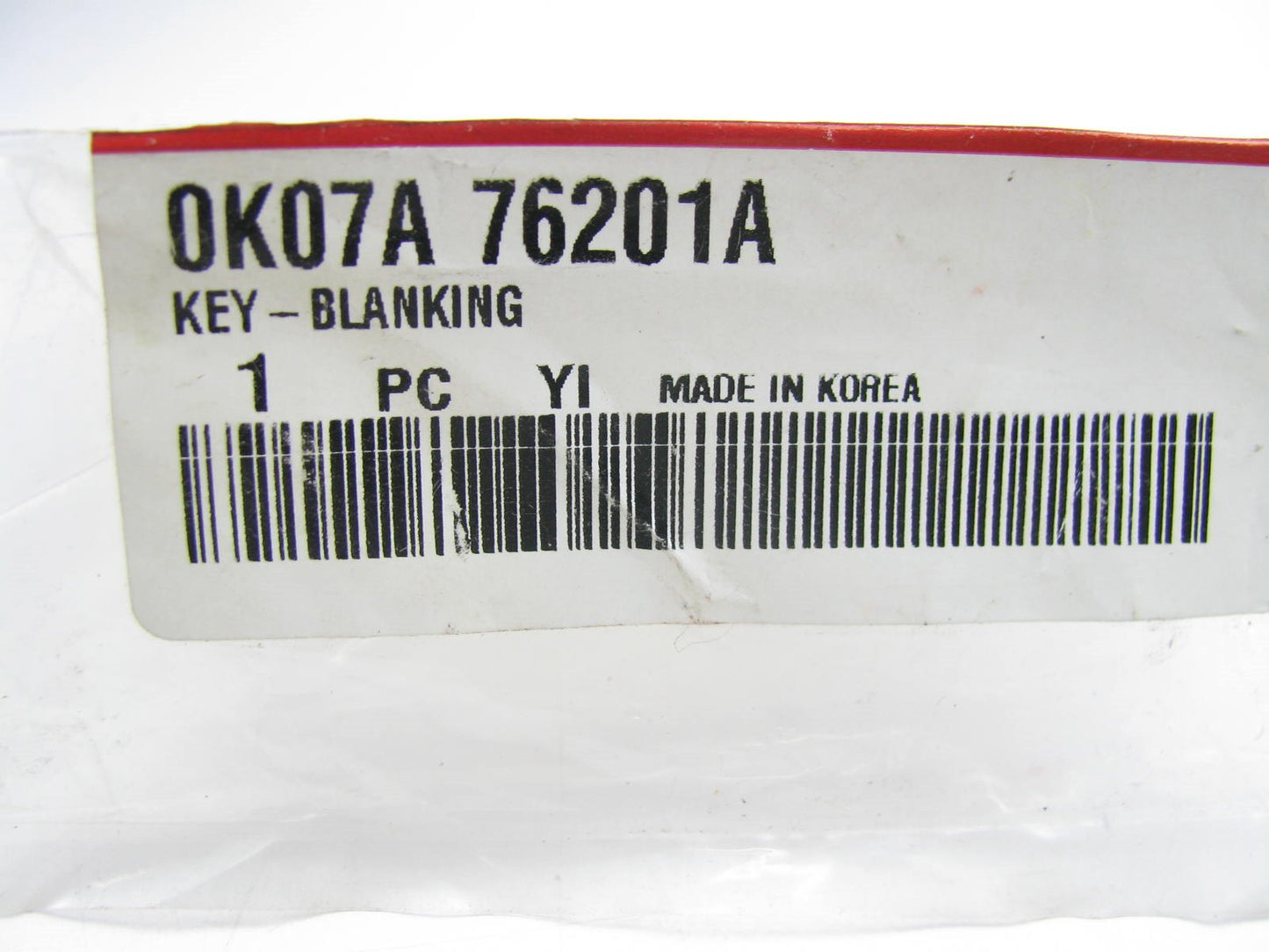 New Genuine Uncut Key Blank For 2001-2002 Kia Sportage 0K07A76201A