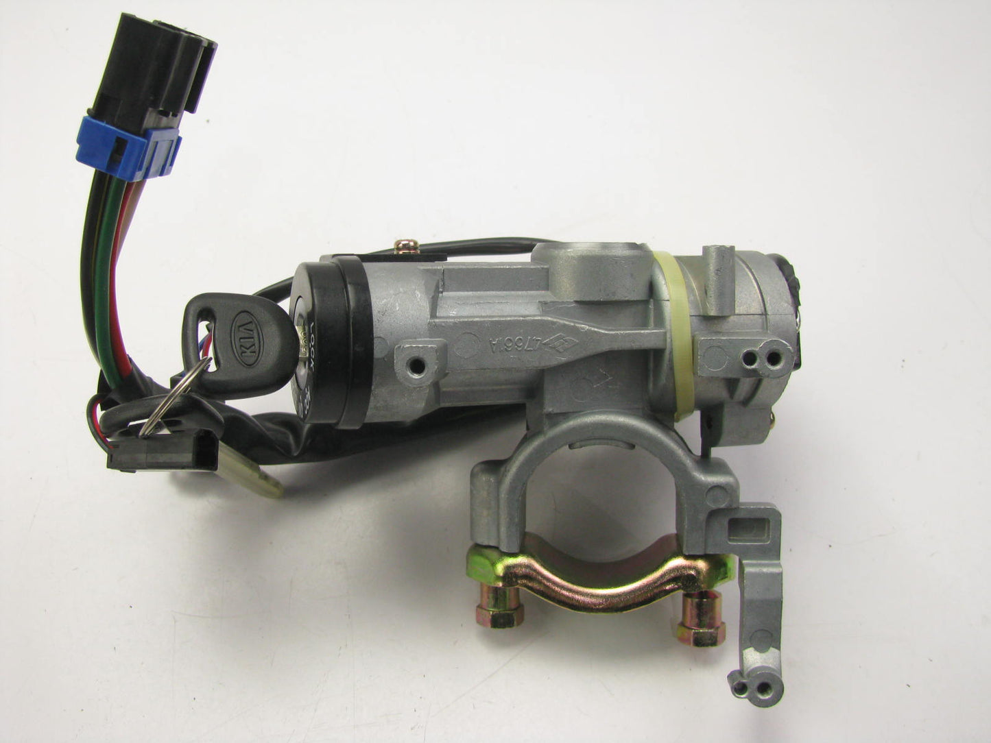 New Genuine OEM KEY Set, Ignition, Door, Glove, Trunk  0K07F09010