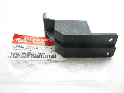 New FRONT Bumper Cover RIGHT Side Mounting Bracket OEM For 98-02 Kia Sportage