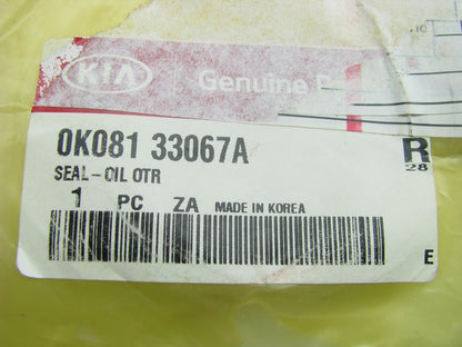 New OEM Front Outer Wheel Seal For 01-02 KIA Sportage 4WD ONLY   0K08133067A
