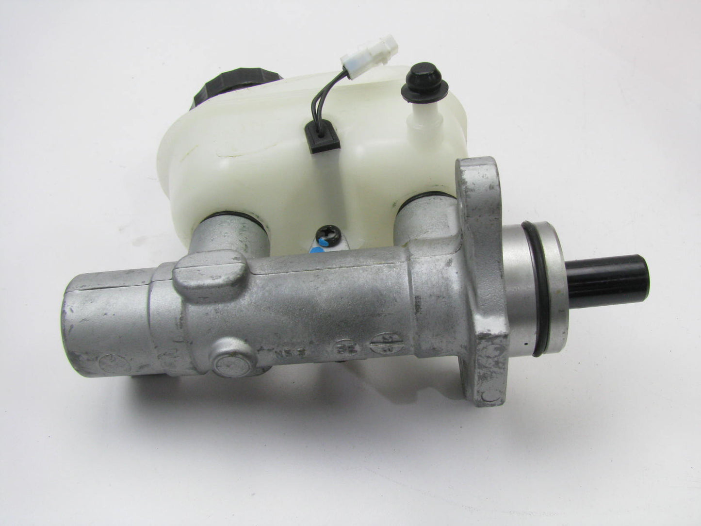 NEW OEM Brake Master Cylinder 0K08B43400B Genuine For 1999-2002 Kia Sportage