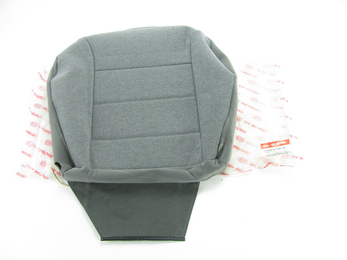 NEW GENUINE Front Left Seat Bottom Cushion Cover OEM For 2000-2002 Kia Sportage