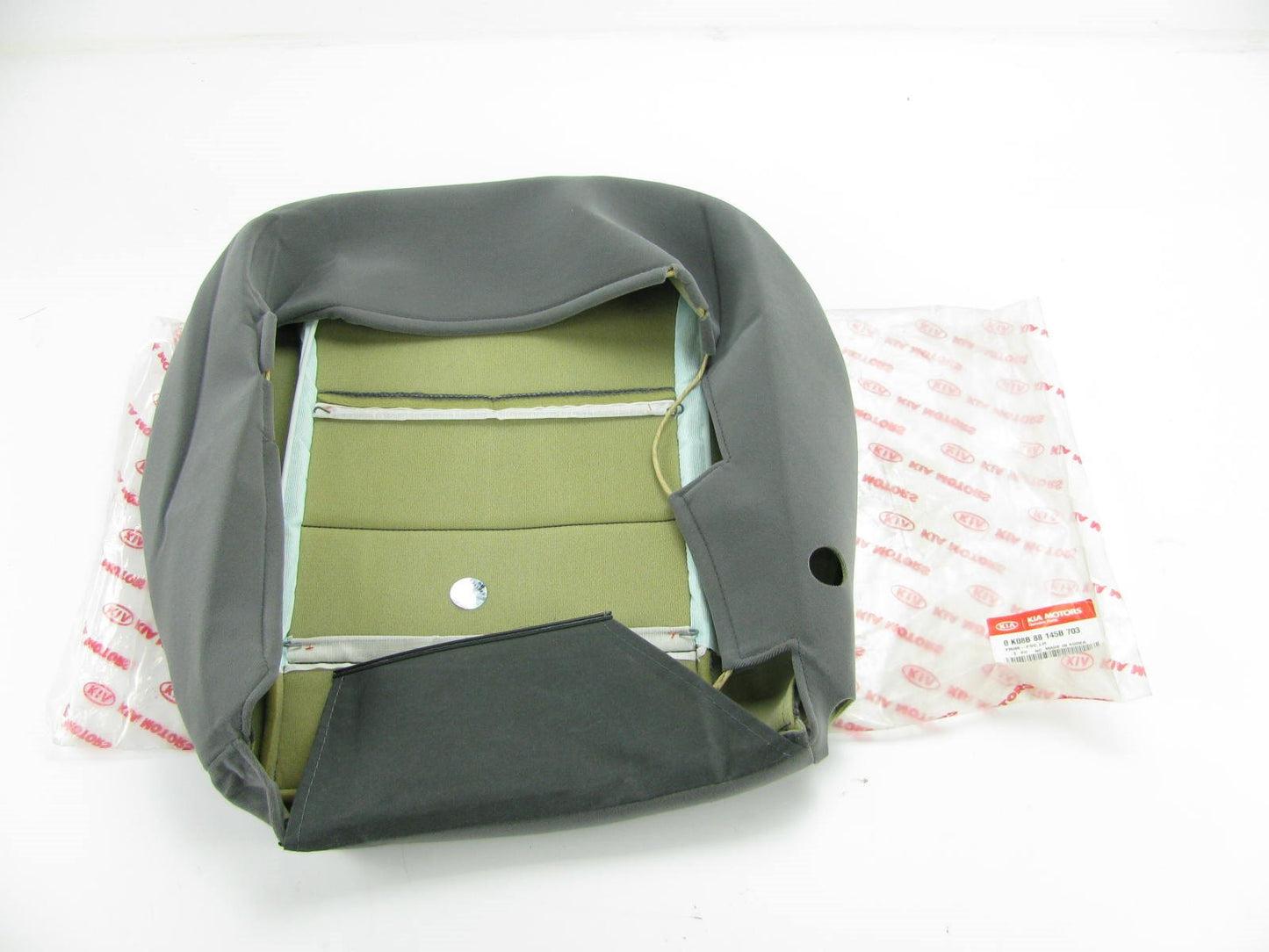 NEW GENUINE Front Left Seat Bottom Cushion Cover OEM For 2000-2002 Kia Sportage