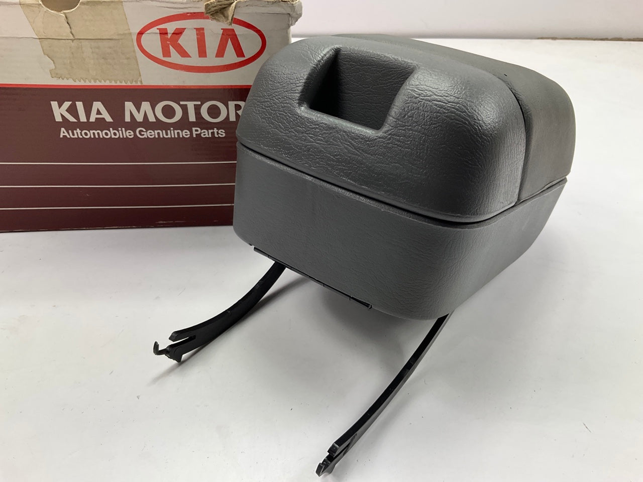 NEW - OEM 0K08X64420B96 Console Rear Lid For 1997-2000 Kia Sportage