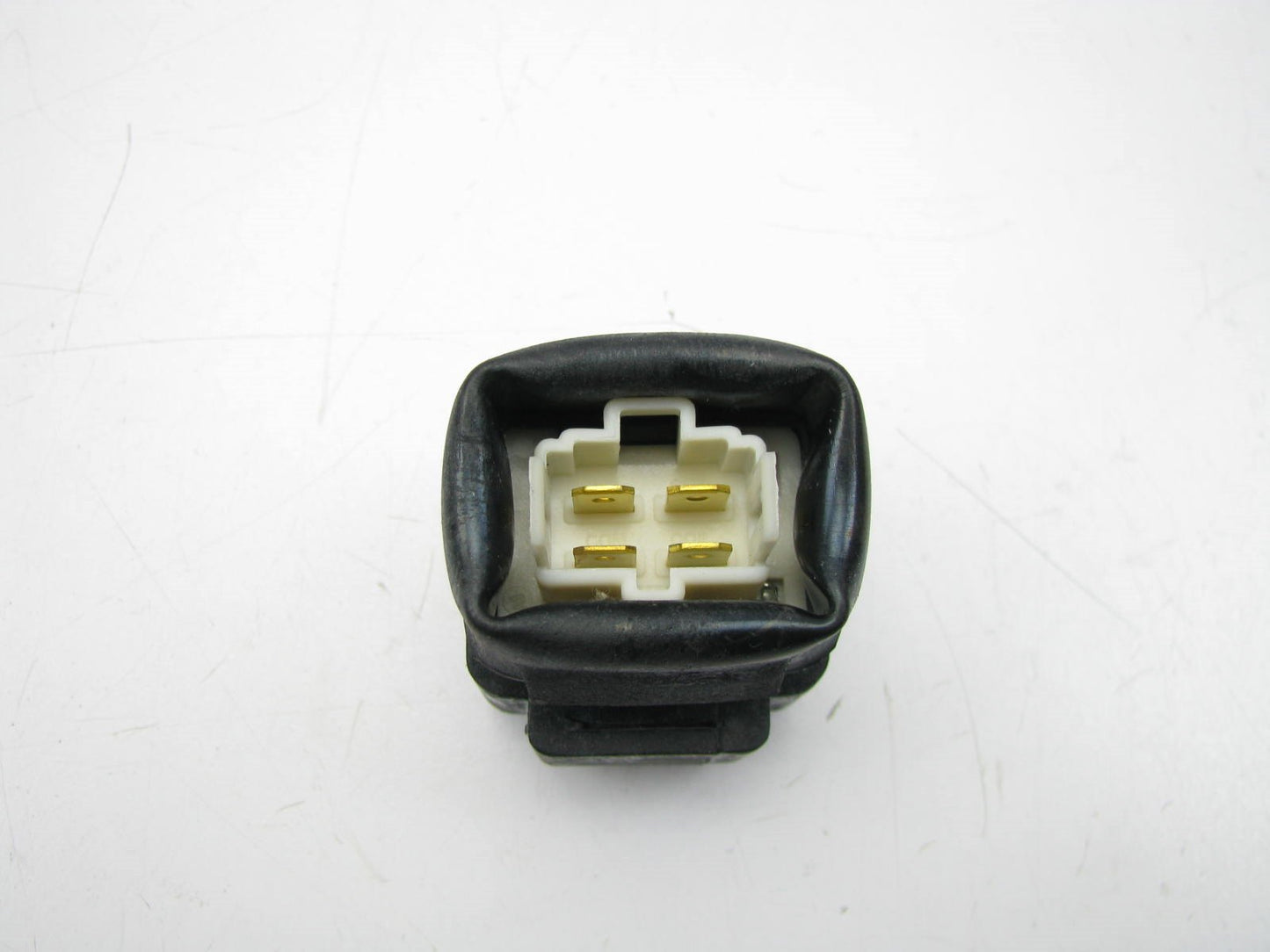 NEW GENUINE A/C Air Condition Relay OEM For 1993-1997 Kia Sephia 0K20161691