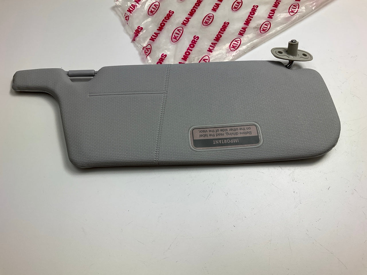 NEW Left Drivers Gray Sun Visor OEM For 1995 Kia Sephia W/O Sunr. 0K20A69320A06