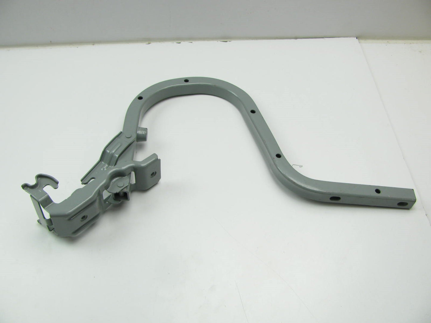 NEW GENUINE Left Drivers Side Trunk Lid Hinge OEM For 97-01 Sephia 01-04 Spectra