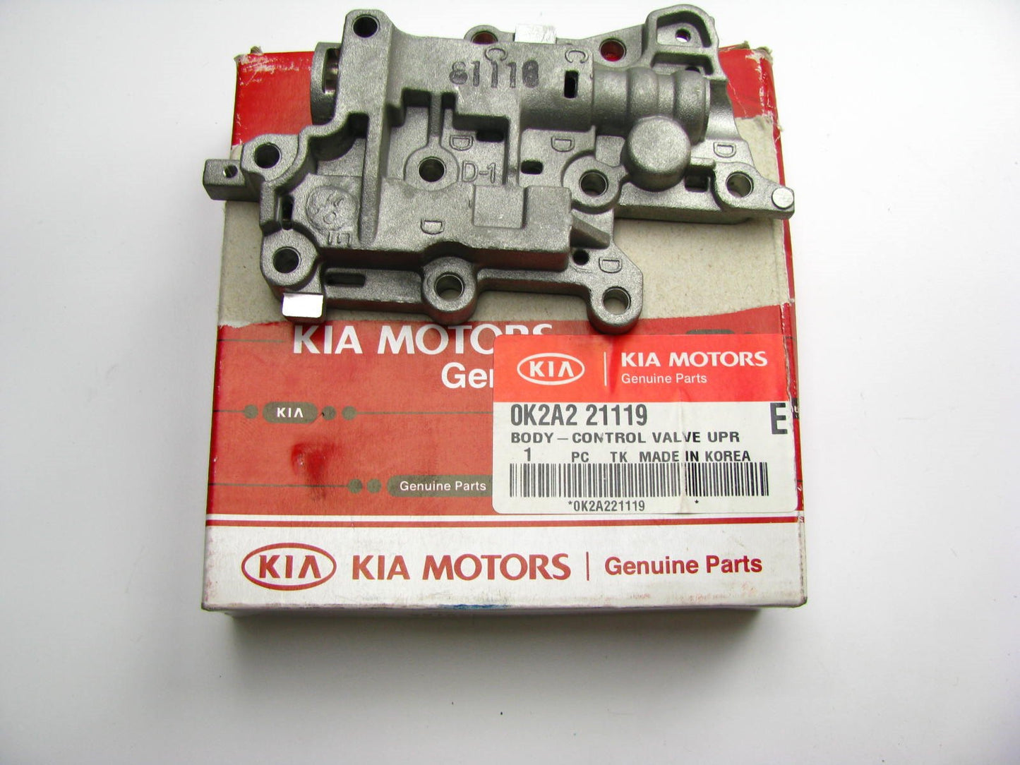 NEW GENUINE Automatic Trans Front Upper Valve Body OEM For Kia 0K2A221119