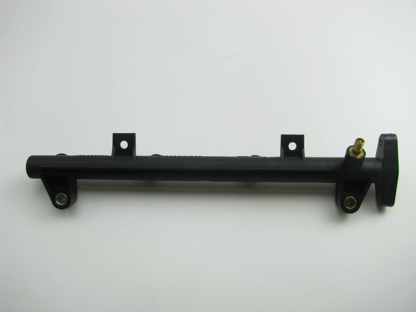 NEW OEM GENUINE Engine Fuel Rail For Kia Sephia 1997-2001,1.5L 1.8L 0K2A513150A