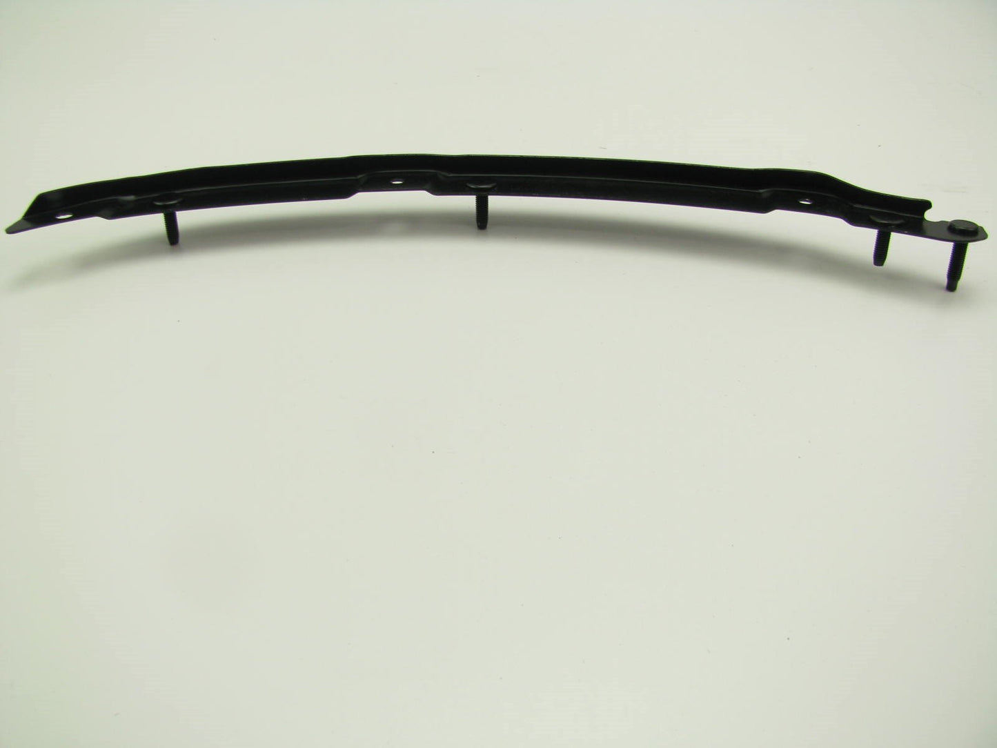 NEW FRONT Bumper Cover  RIGHT LOWER Bracket OEM For 2000-2002 Kia Spectra