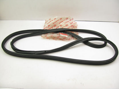 NEW GENUINE Liftgate Weatherstrip Seal OEM For 00-04 Kia Spectra 0K2B162761C