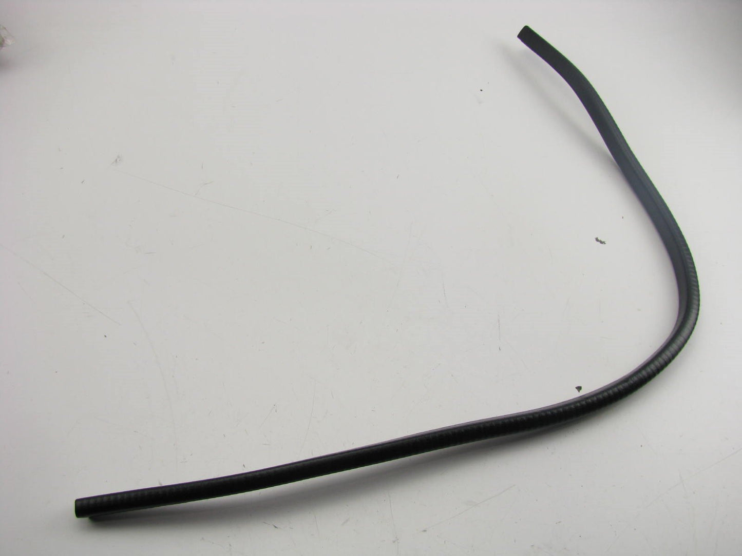 New Liftgate Tailgate Hatch Welt Seal OEM For 2000-2004 Kia Spectra 0K2B168911