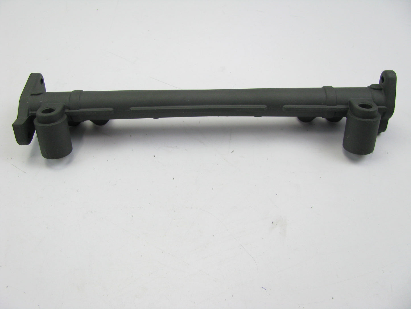 New Genuine OEM Engine Fuel Rail For 2000-2004 Kia Spectra 1.8L  0K2N5-13150