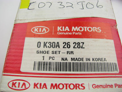 NEW GENUINE OEM Rear Drum Brake Shoes For 2001-2005 Kia Rio 0K30A2628Z
