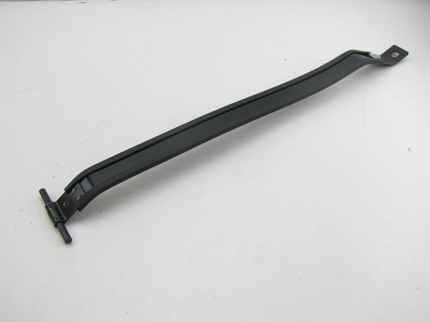 New Genuine Fuel Tank Strap Mounting Bracket OEM For 2001-05 Kia Rio 0K31A42710A