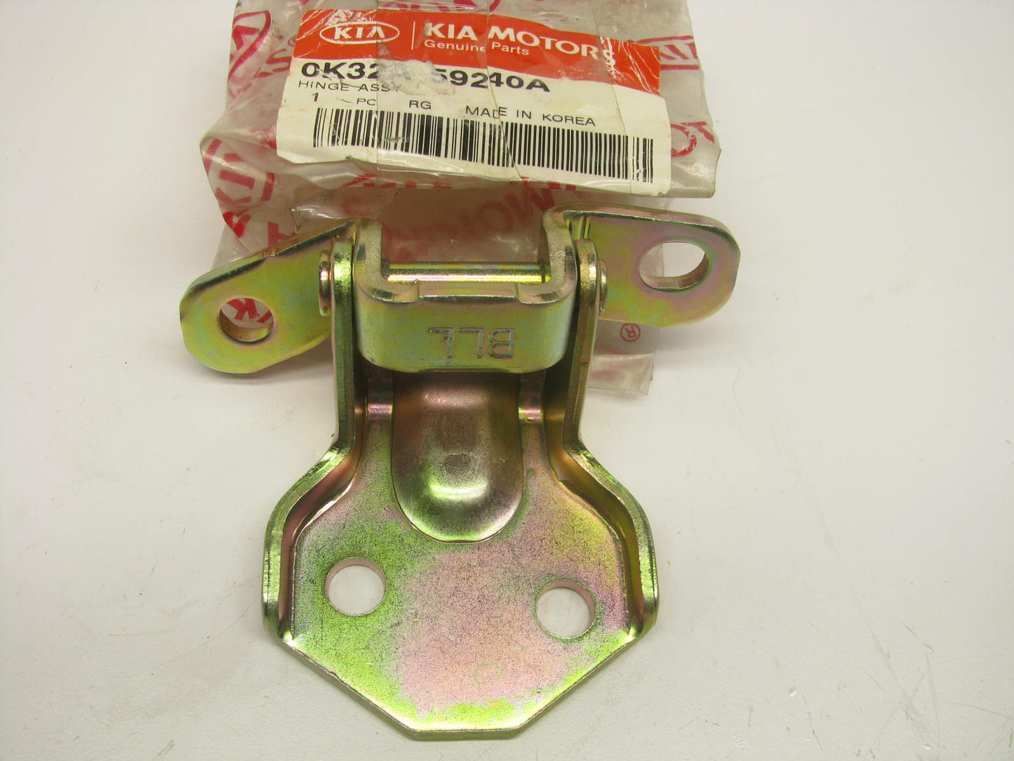 NEW - OEM 0K32A59240A Front Left Door Upper Hinge For 2000-2005 Kia Rio