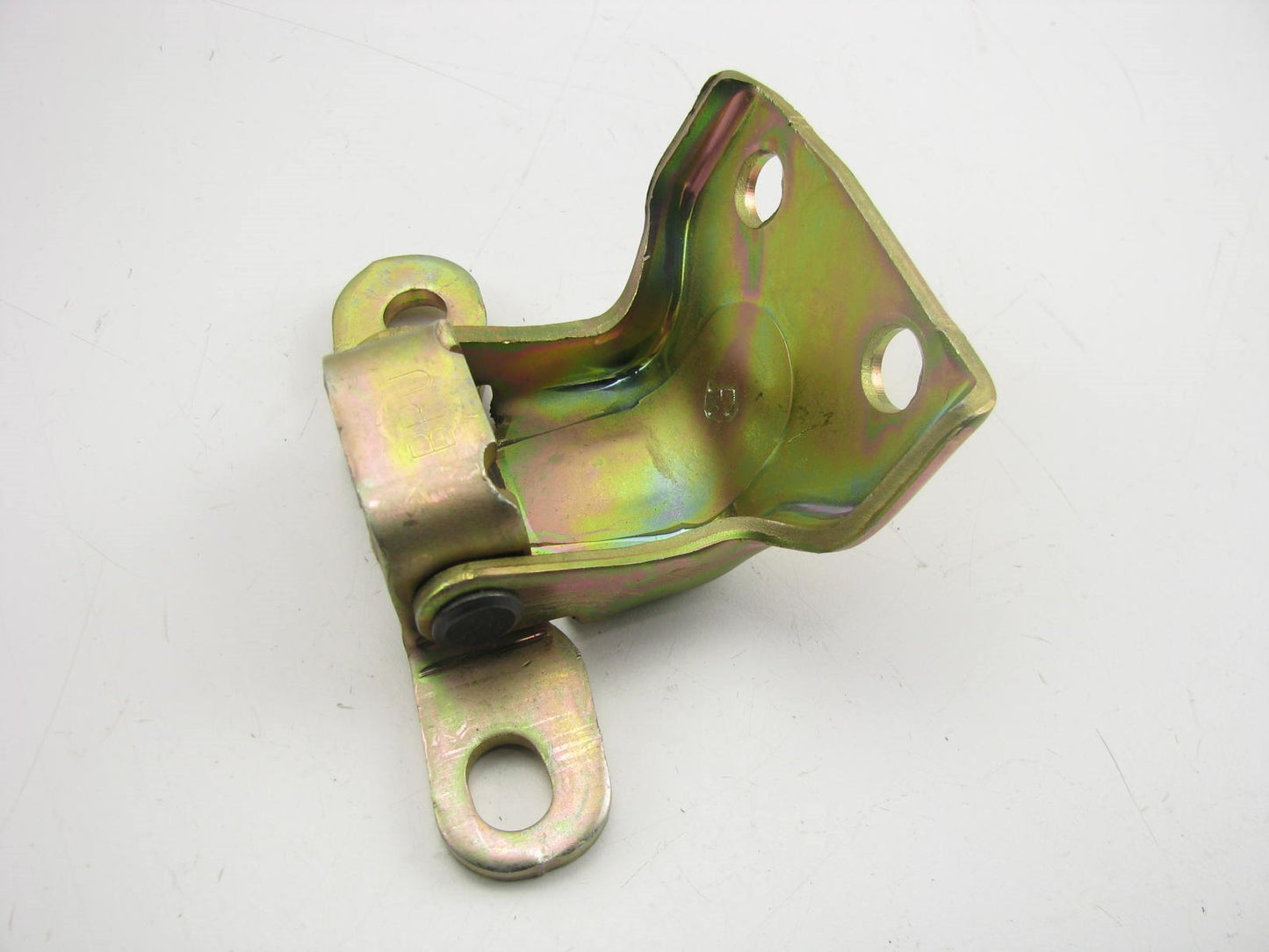 New OEM Rear Right Side Upper Door Hinge For 2000-2005 Rio SEDAN 0K32A72210A