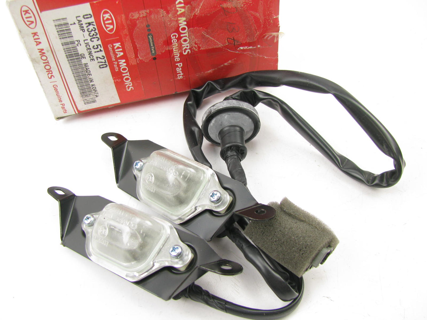 NEW GENUINE License Plate Light Lamps OEM For 2001-2002 Kia Rio 0K33C51270