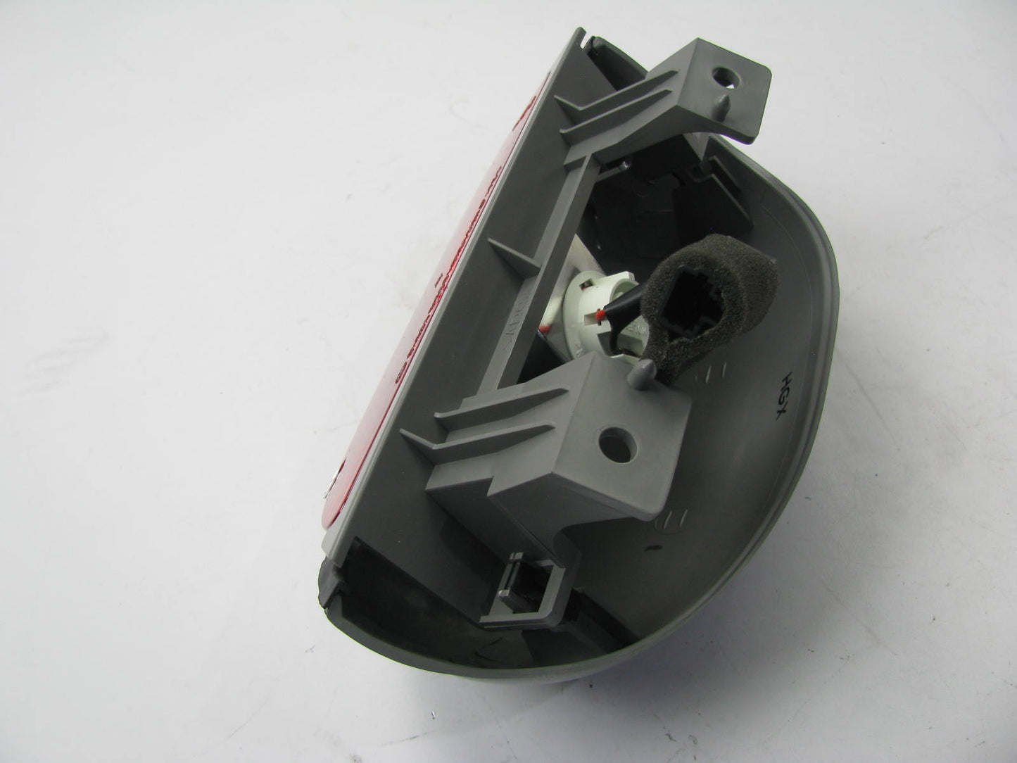 NEW 0K52Y51580BCY REAR 3rd Center High Mount Stop Light OEM For 04-05 Kia Sedona