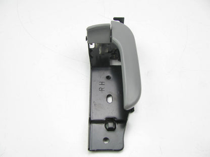 NEW GENUINE Right Inside Door Handle Gray OEM For 01-05 Kia Sedona 0K53A58330CY