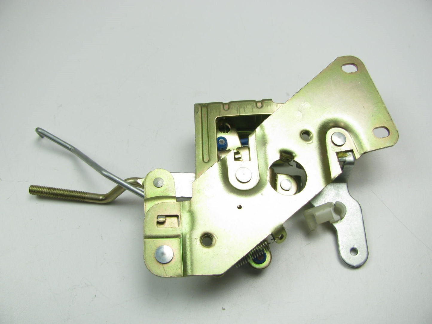 NEW - OEM 0K53A62380B Liftgate Lock Latch Actuator For 2001-2005 Kia Sedona