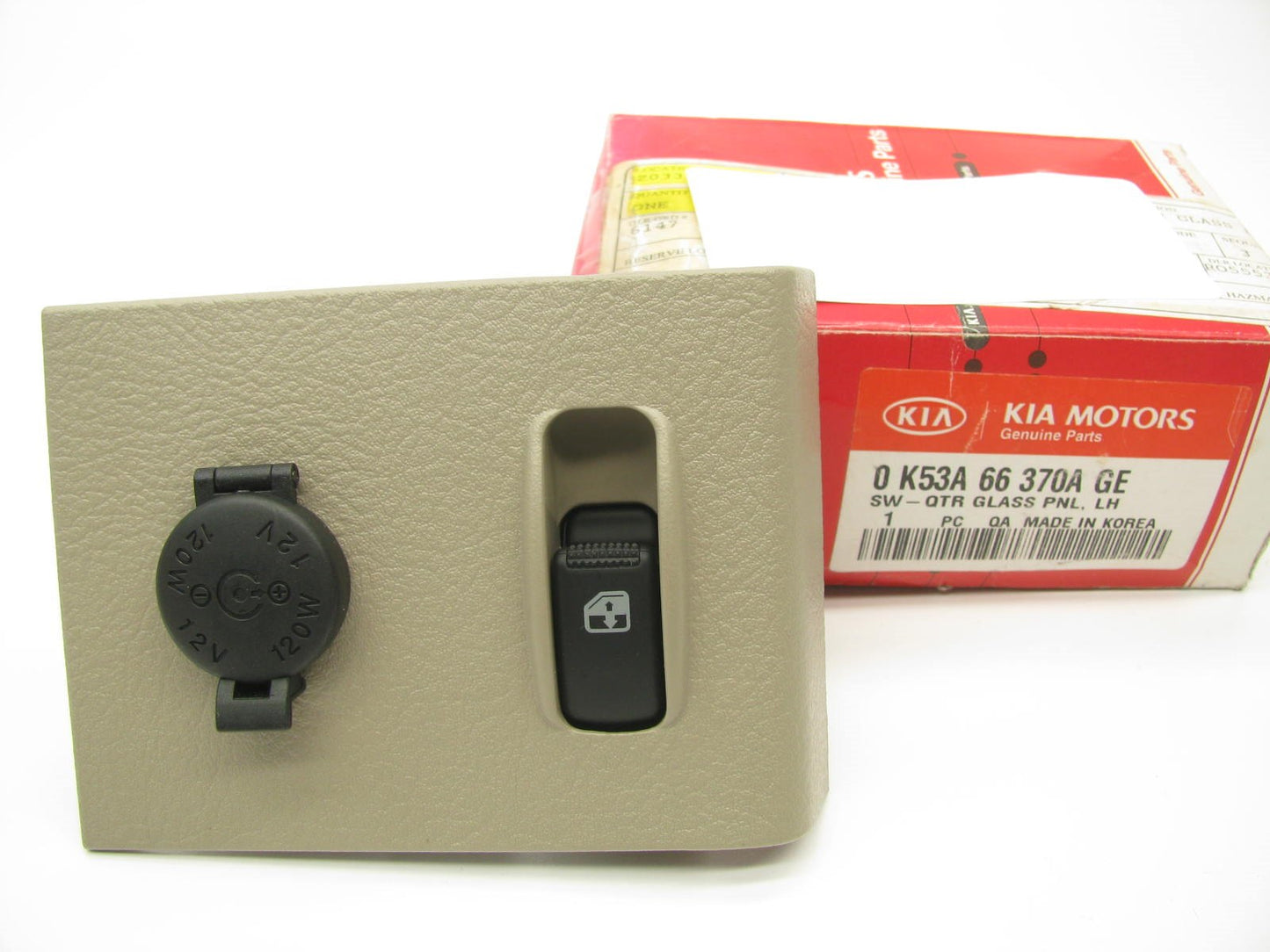 NEW Rear Quarter Glass Left Window Switch 12V Volt Outlet OEM For 02-05 Sedona