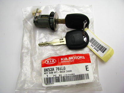 NEW - OEM 0K53A76930 Liftgate Tailgate Lock Cylinder W/ 2 Keys For 02-05 Sedona