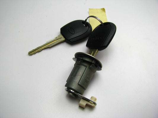 NEW - OEM 0K53A76930 Liftgate Tailgate Lock Cylinder W/ 2 Keys For 02-05 Sedona