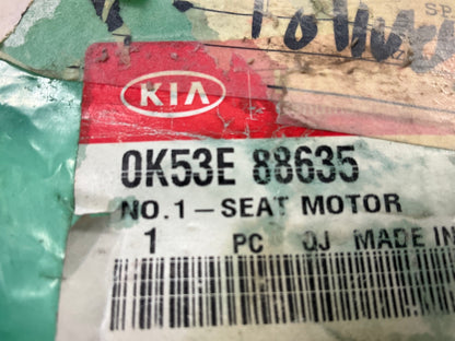 Front Right Passengers Seat Slide Adjust Motor OEM For 02-05 Sedona 0K53E88635
