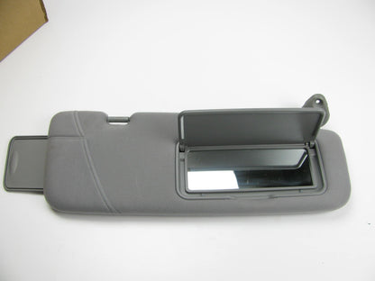 NEW GENUINE Right Sun Visor OEM For Kia Sedona 2001-2005 WITHOUT SUNROOF ONLY