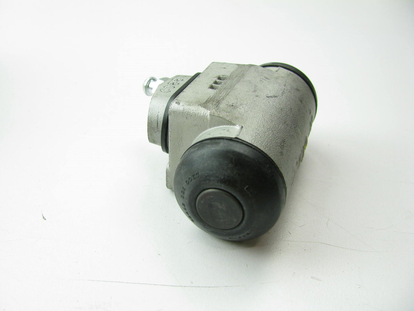 NEW - OEM 0K56A26610 Rear Right Brake Wheel Cylinder For 2003-2005 Kia Sedona