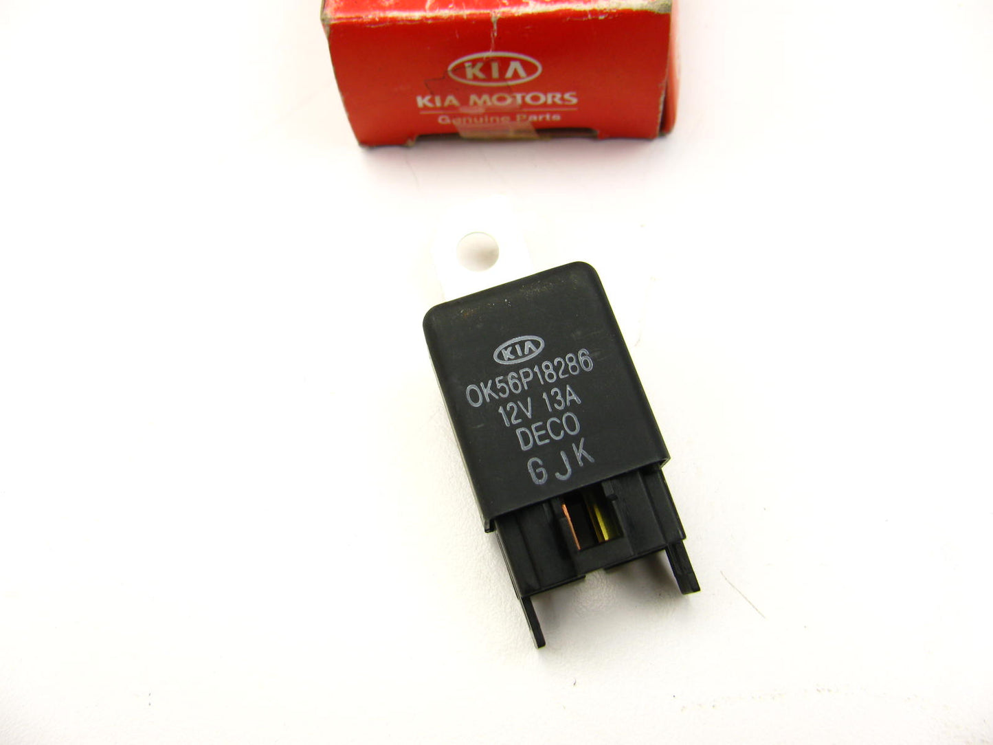 NEW GENUINE Relay 12V 13 Amps OEM For Kia 0K56P18286