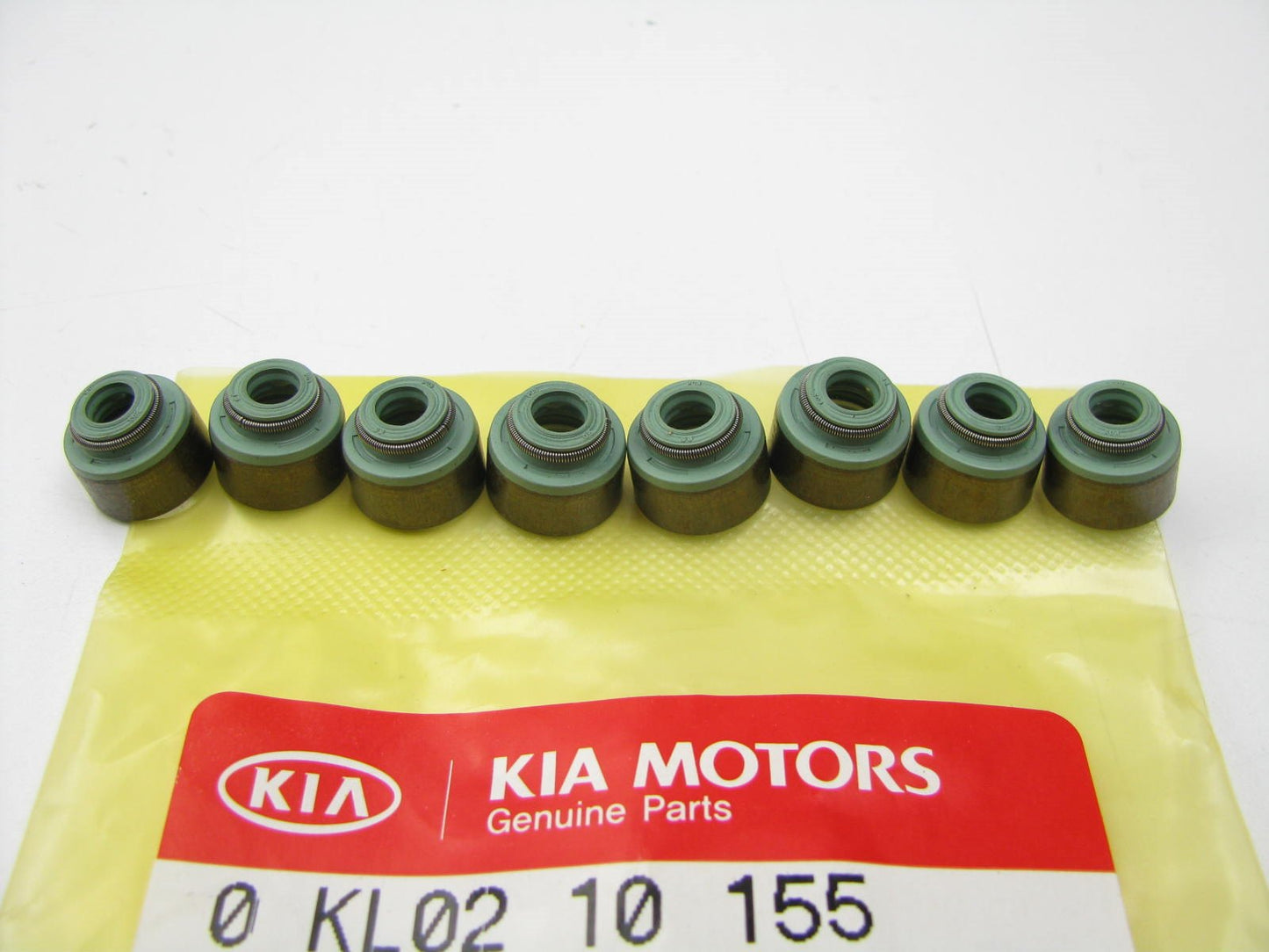 (8) NEW GENUINE Engine Valve Stem Oil Seals OEM For Kia 0KL0210155