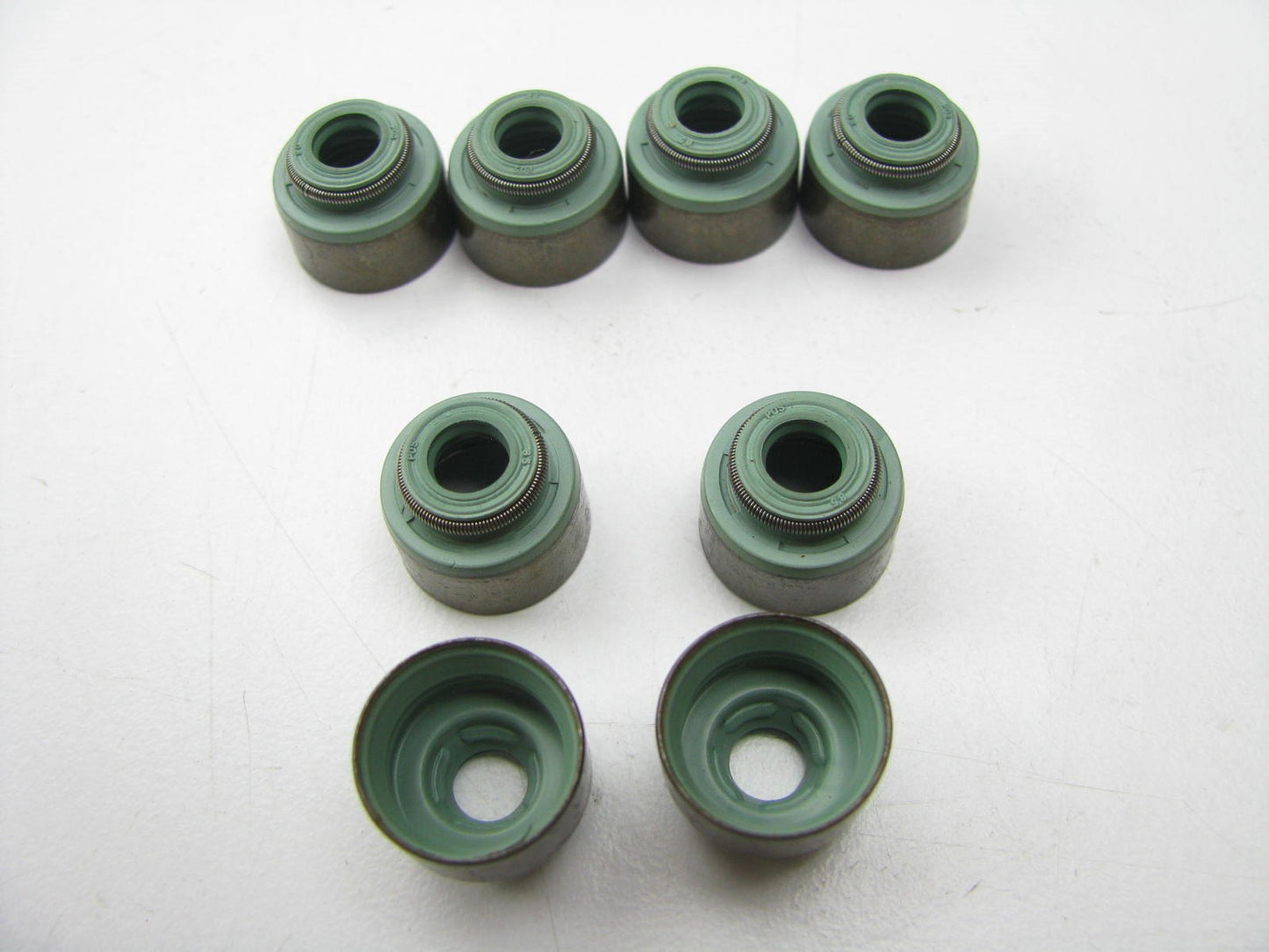 (8) NEW GENUINE Engine Valve Stem Oil Seals OEM For Kia 0KL0210155