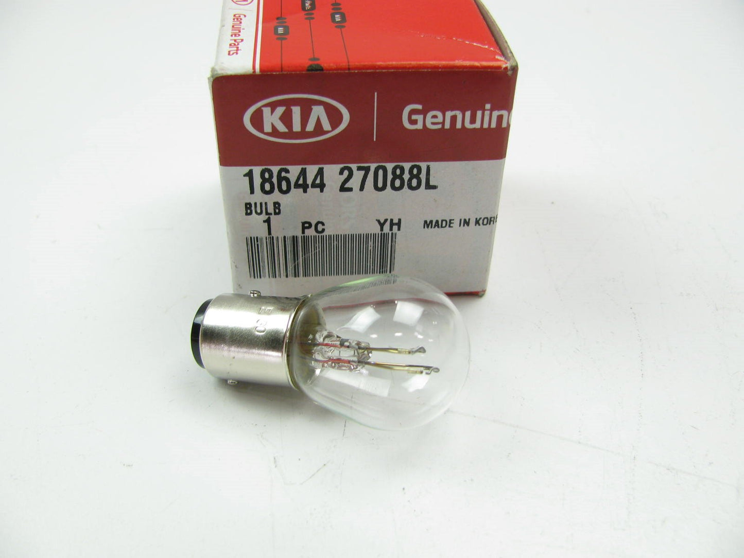 New Genuine Tail Light Lamp Bulb OEM For KIA 1864427088L