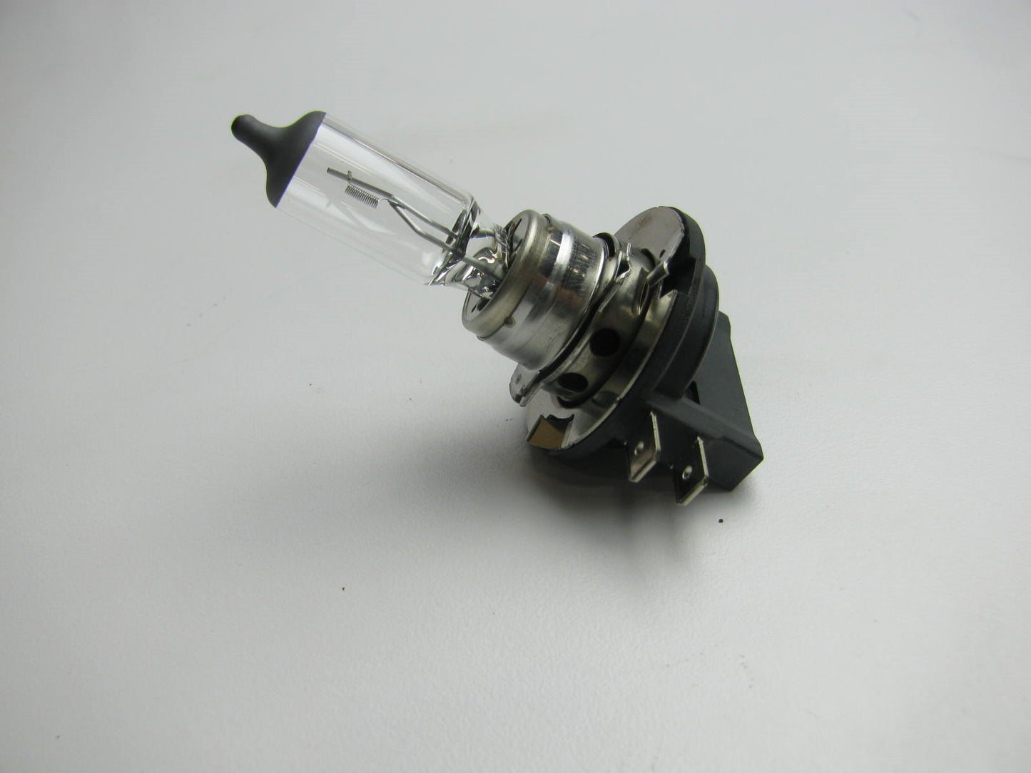 NEW - OEM 1864935009H HALOGEN Head Light Lamp Bulb For 2007-2008 Kia Amanti
