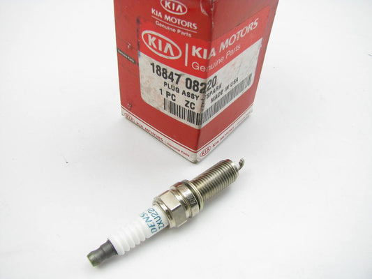 (1) NEW - OEM GENUINE Spark Plug DENSO ZXU22 For Kia 1884708220