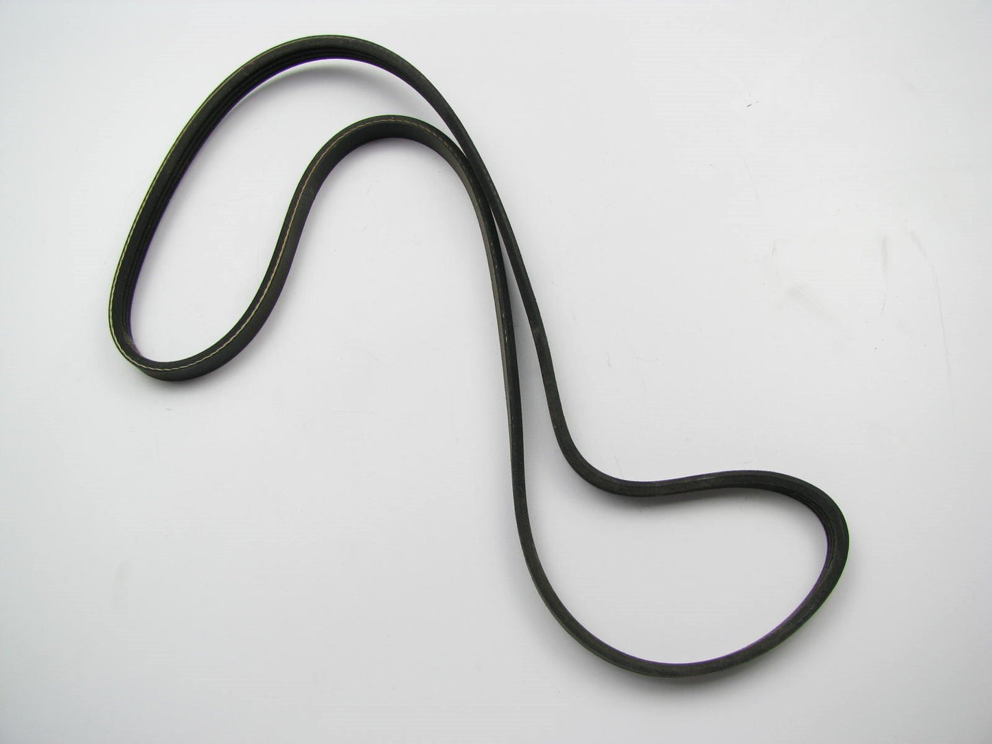 NEW - OEM 1K2N515909 Serpentine Belt - 0.56'' X 43.00'' - 4 Ribs For KIA